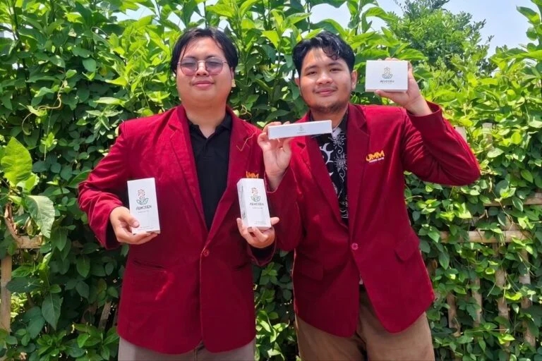 Mahasiswa UMM Ciptakan Teh Artisan Anti-Stres dari Rambut Jagung, Berdayakan Petani Blitar