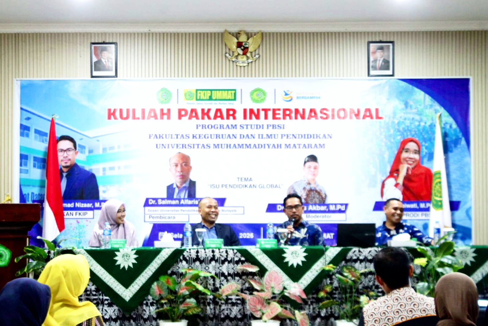 Akselerasi Pendidikan Global, Prodi PBSI FKIP UMMAT Gelar Kuliah Pakar Internasional Bersama UPSI Malaysia