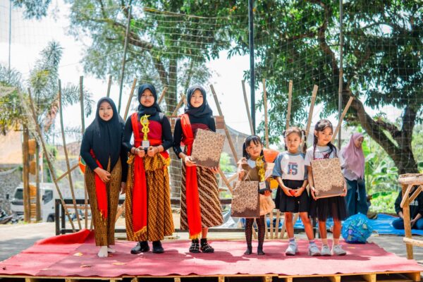 Pasar Desa Samiler