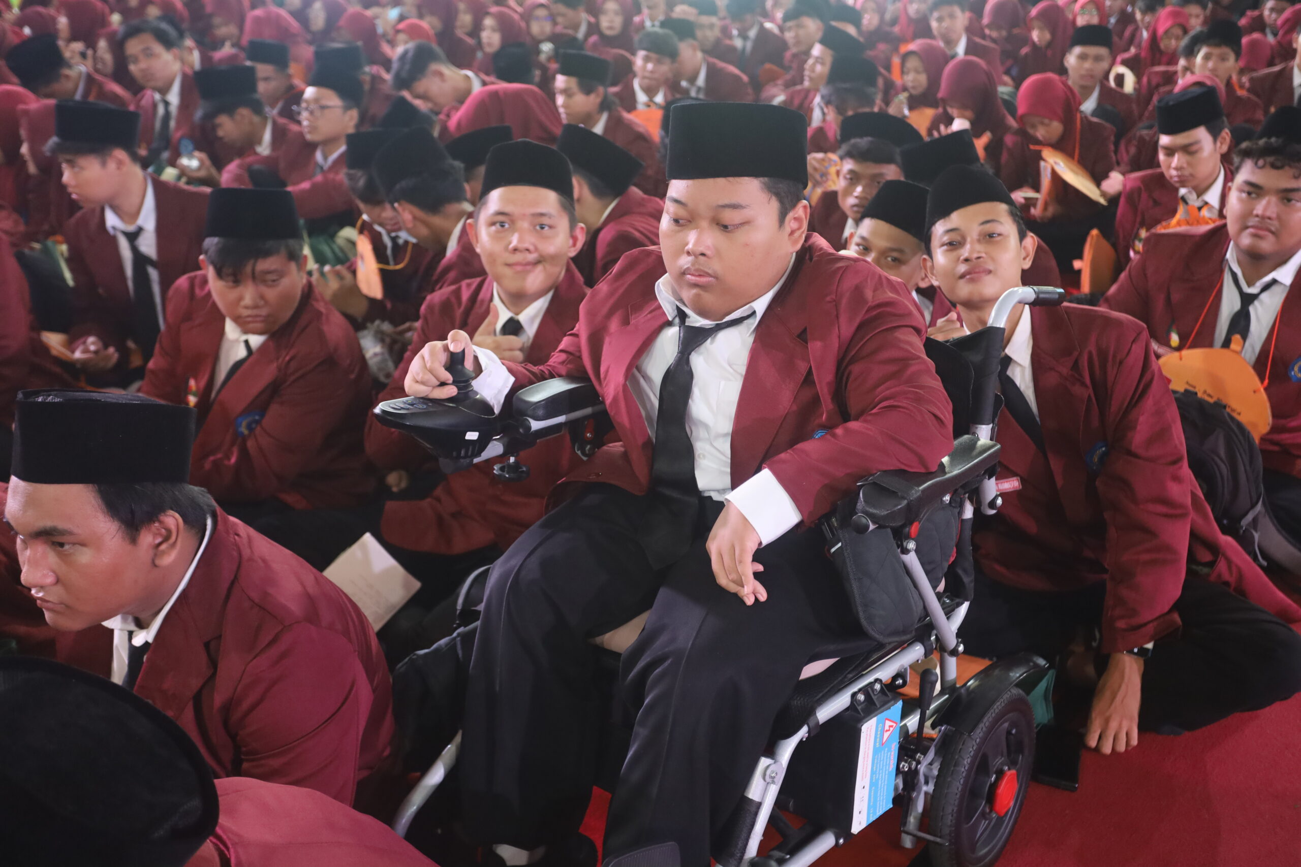 Tak Ada Batas untuk Bermimpi, Haneev Kejar Cita-Cita Jadi Software Engineer di UNIMUS